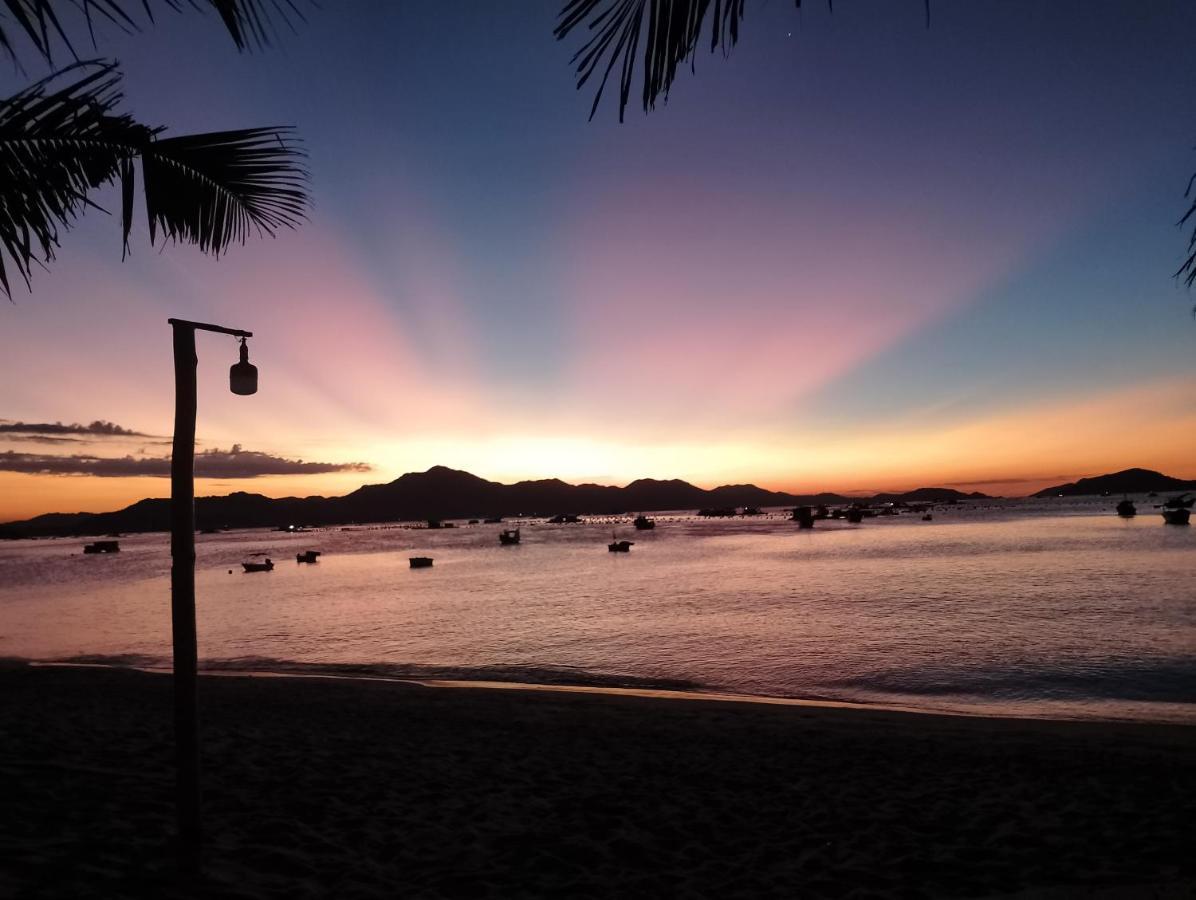 The Sunrise Anh Tu Hotel Cam Ranh Exterior photo