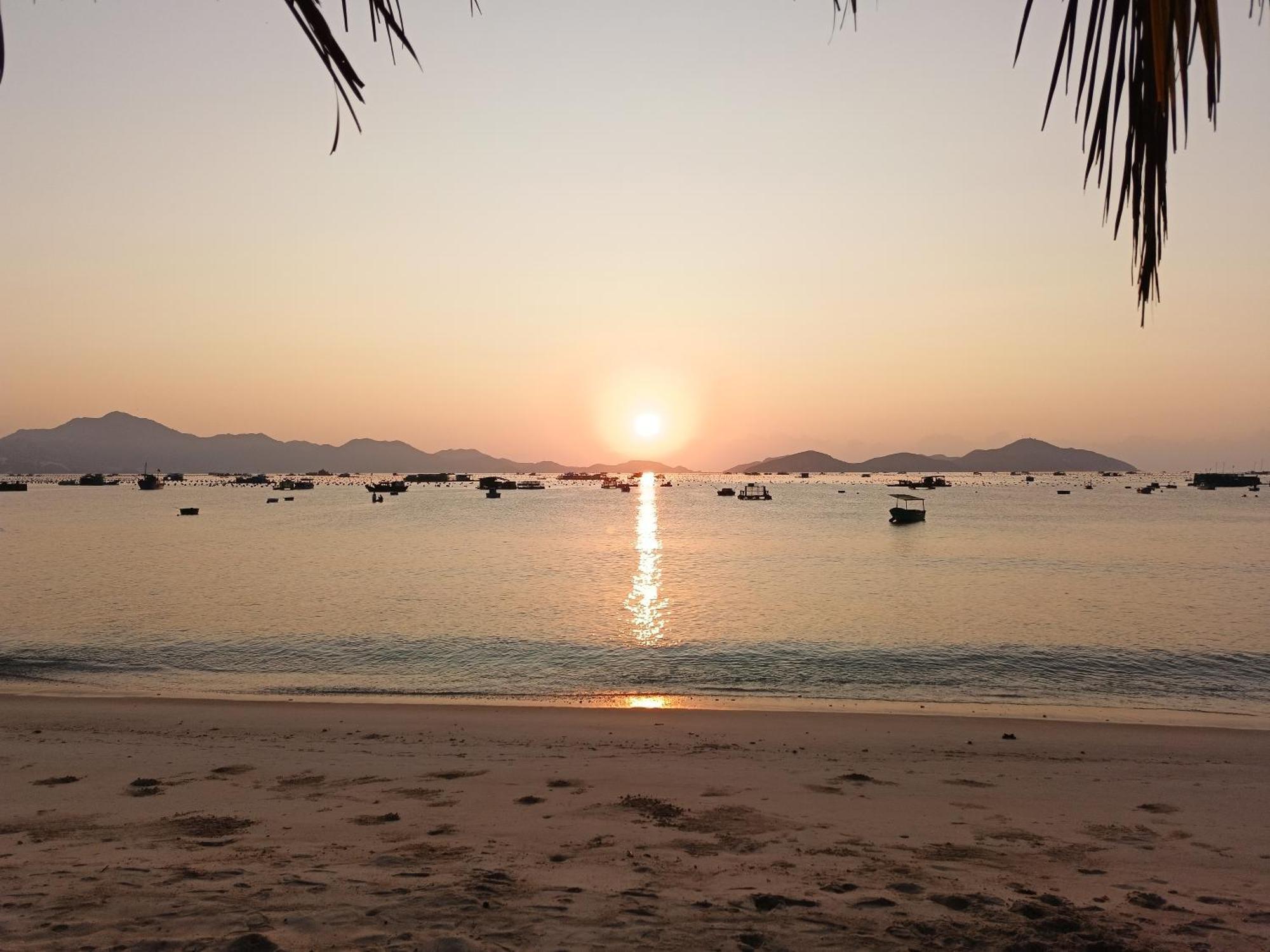The Sunrise Anh Tu Hotel Cam Ranh Exterior photo