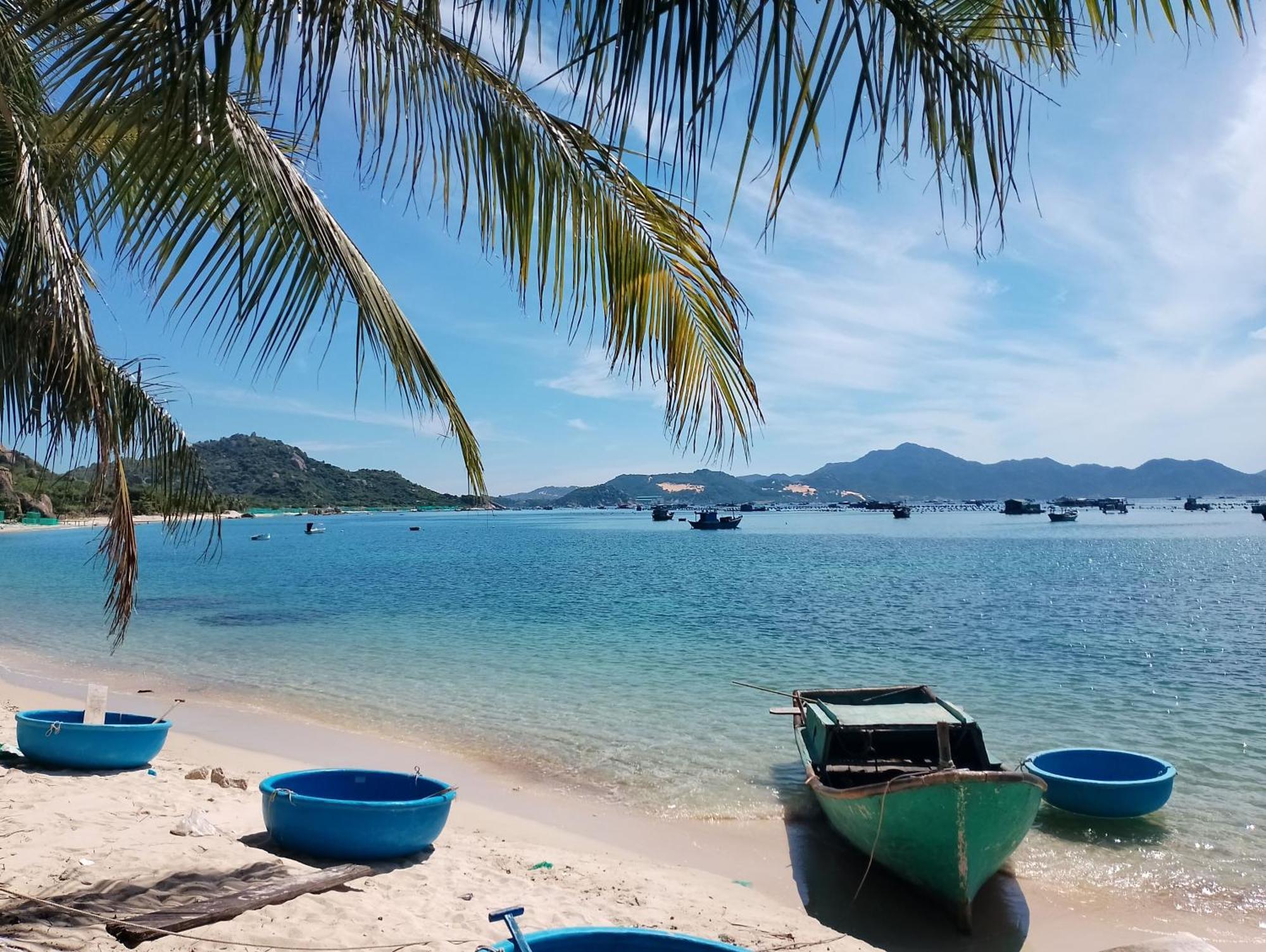 The Sunrise Anh Tu Hotel Cam Ranh Exterior photo